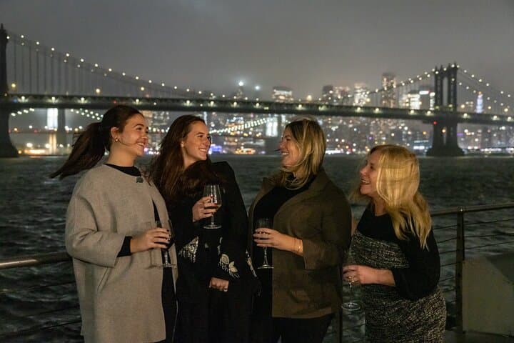City Cruises New York: Signature Dinner Cruise