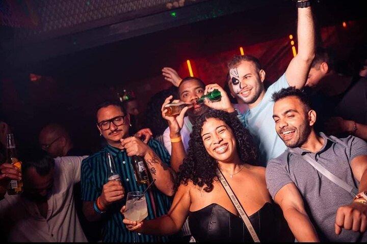 Más que un Pub Crawl : Una auténtica experiencia nocturna en Río