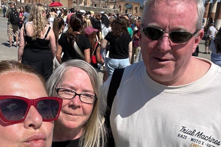 Visit Pompei and Sorrento