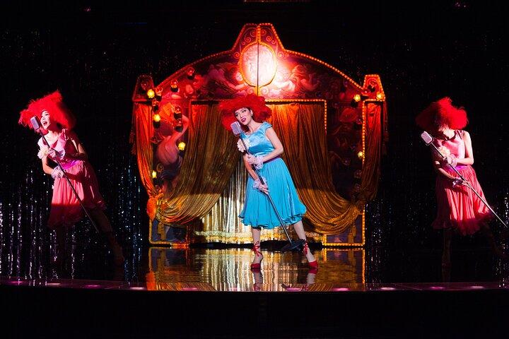 Bangkok Calypso Cabaret Show with Authentic Thai Dinner