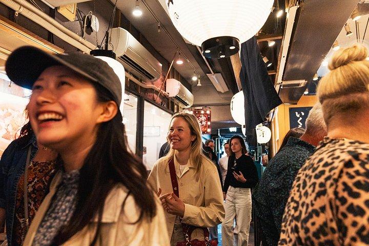 築地市場： 試食付き屋台料理ツアー