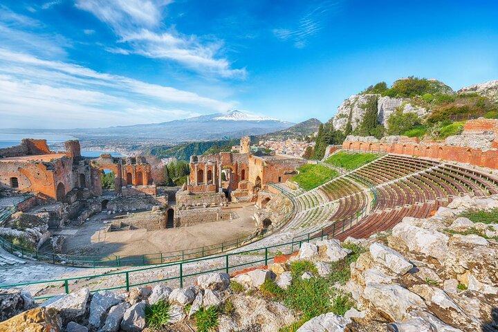 Taormina: Privétransfer heen en terug vanuit Messina
