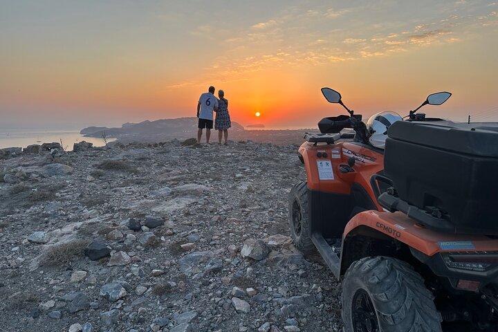 Tour de aventura todoterreno Santorini + Transporte