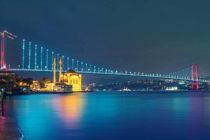 Bosphorus Explorer : 2 timmars kryssning under hela dagen