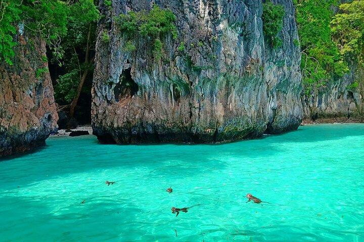 Phi Phi Early Bird & 4 Islands - Tagestour mit dem Schnellboot von Krabi