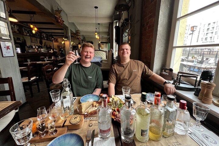Vodka tasting tur i Gdańsk — smage 7 unikke polske spiritus