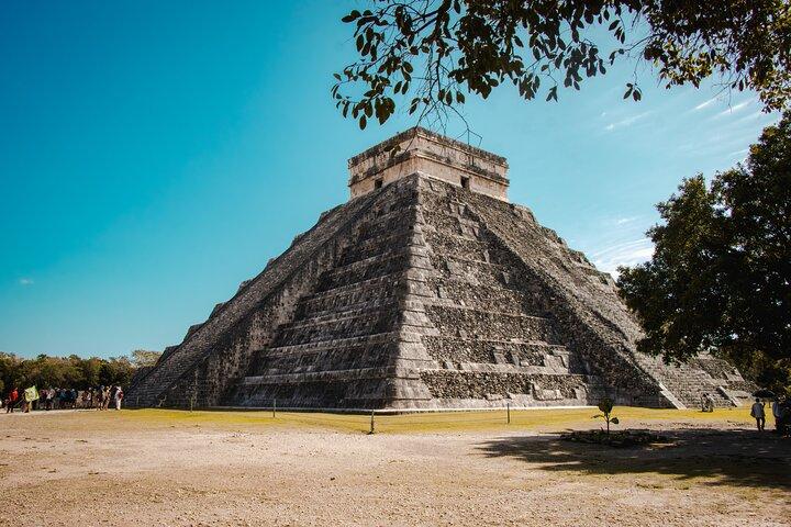 Chichen Itza med exklusiv Cenote Maya och Valladolid fritid