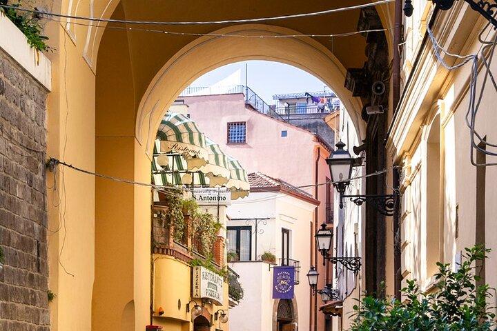 Privé transfer van Napels naar Sorrento