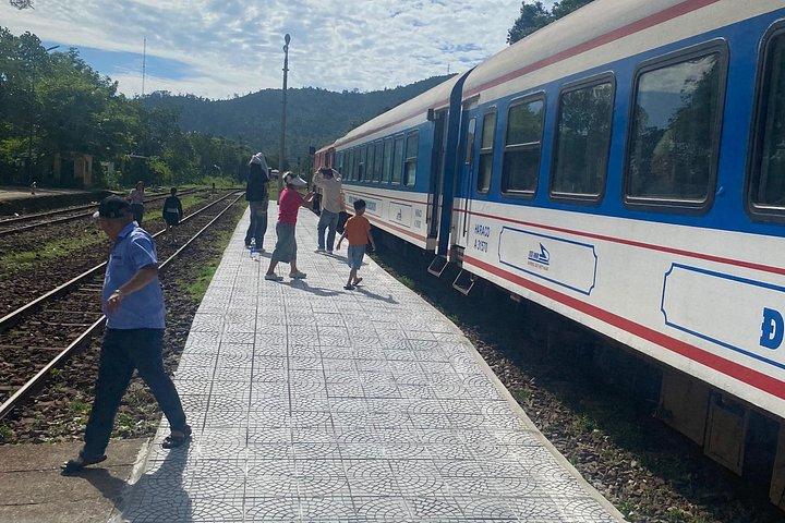 鉄道遺産でダナン-フエ市を体験