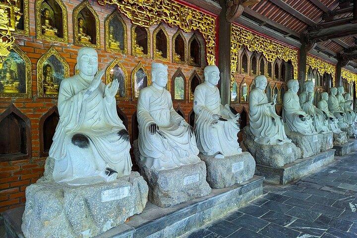 Från Hanoi Deluxe Tour till Bai Dinh Pagoda, Trang An, Mua Caves