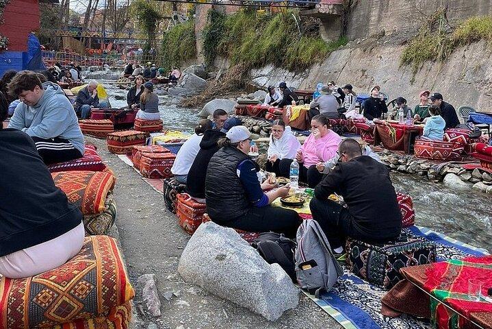 Marrakech: valle de ourika con almuerzo y caminata guiada a cascadas