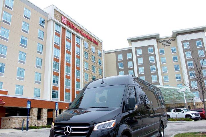 Mercedes Sprinter Van y chofer de lujo