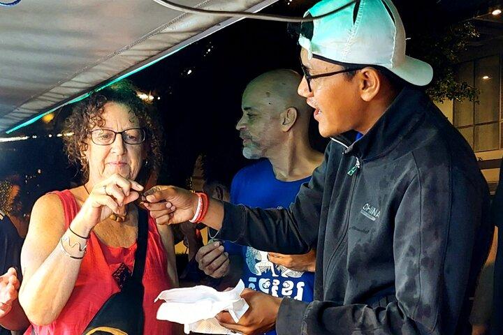 Tour gastronomico di Phnom Penh di Tuk Tuk: 20 Degustazioni e Bevande