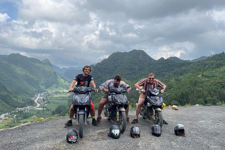 Ha Giang Loop 4 Day Motorbike Adventure Self Drive ou Easy Rider