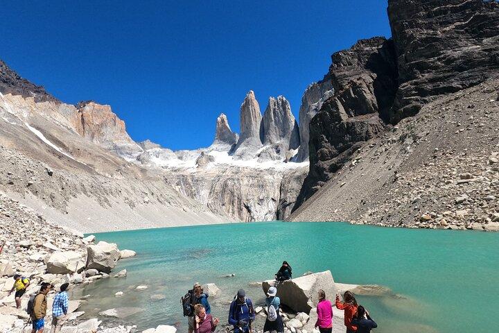 W trek Torres del Paine - 3日間の代替ガイドツアー