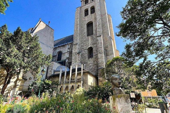 Wine Walk & Tasting in Saint-Germain-des-Prés