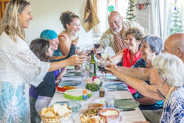 Barbecue traditionnel en petit groupe avec la famille locale de Bariloche
