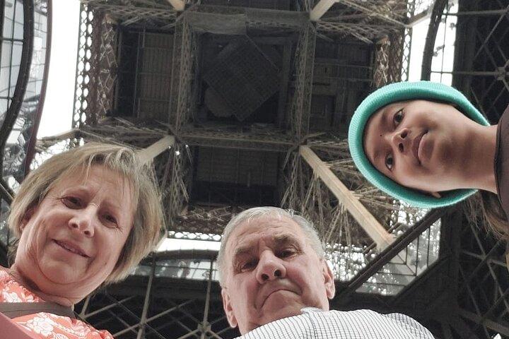 Paris Halvdagstur & Kryssning, Privat Guide & Louvrentré