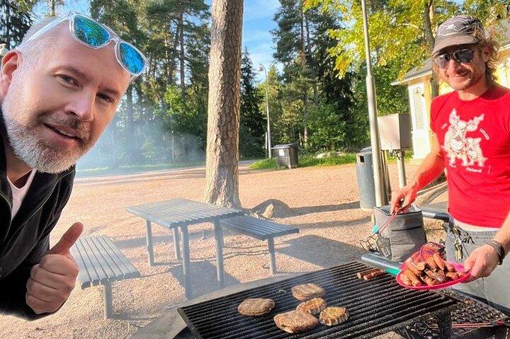 Ontdek het gelukkigste Helsinki: fiets/ebike: barbecue, sauna, bos en parken
