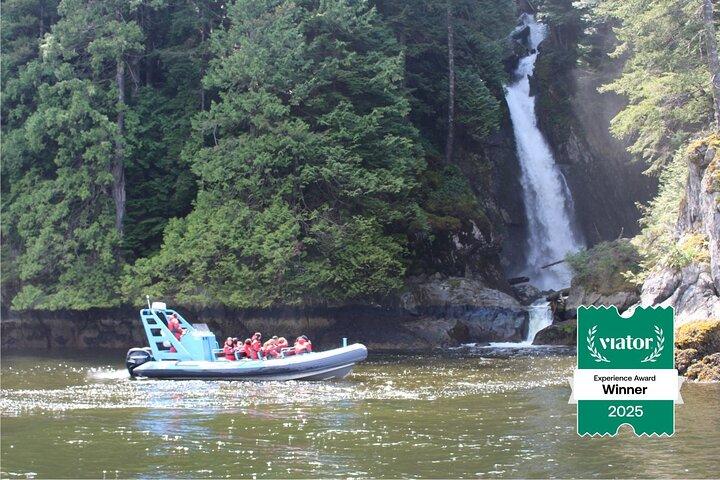 Excursion en zodiaque à Granite Falls par Vancouver Water Adventures