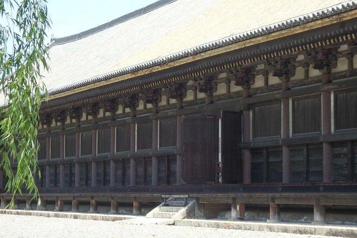 京都: 1,001体の三十三間堂の観音像