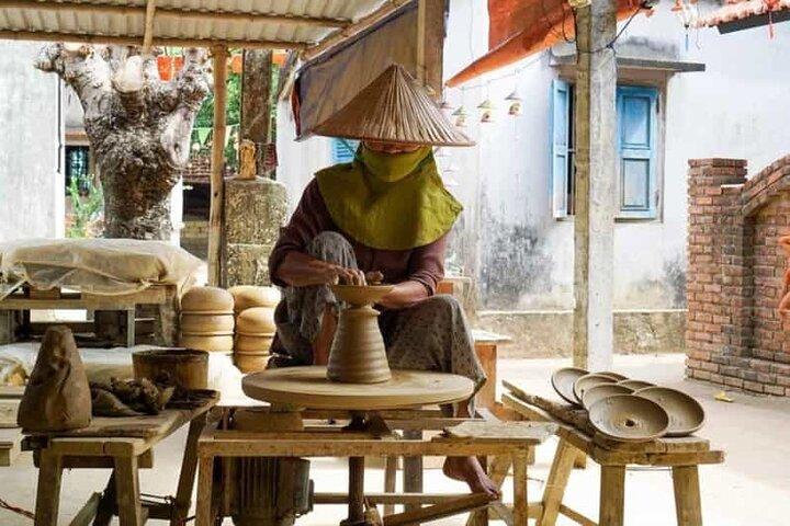 Experimente a aldeia de Hoi An Thanh Ha com fabricação de cerâmica e presente