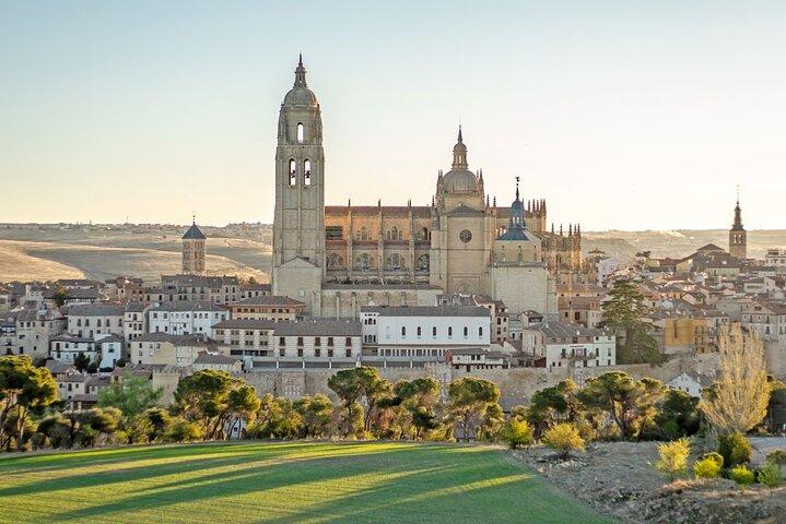 Segovia, Avila e Toledo in 2 giorni da Madrid