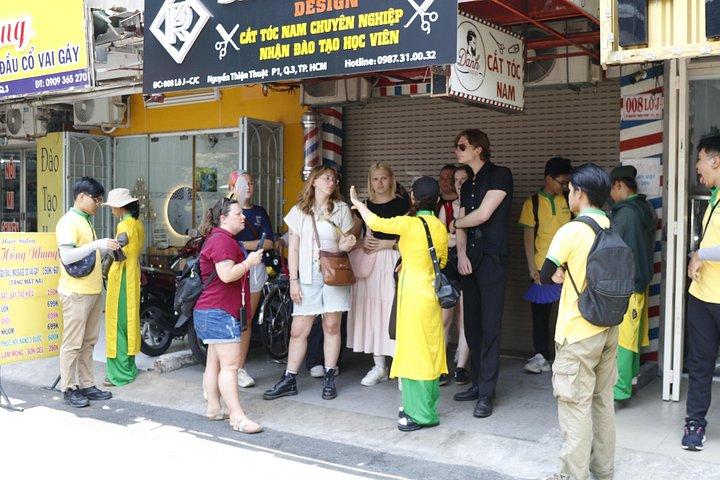 まだ見ぬサイゴン：文化とコーヒー＆隠れ家バイクツアー