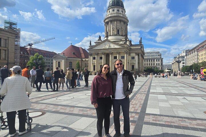Berlin VIP TOUR - Visite privée en bus avec chauffeur et guide