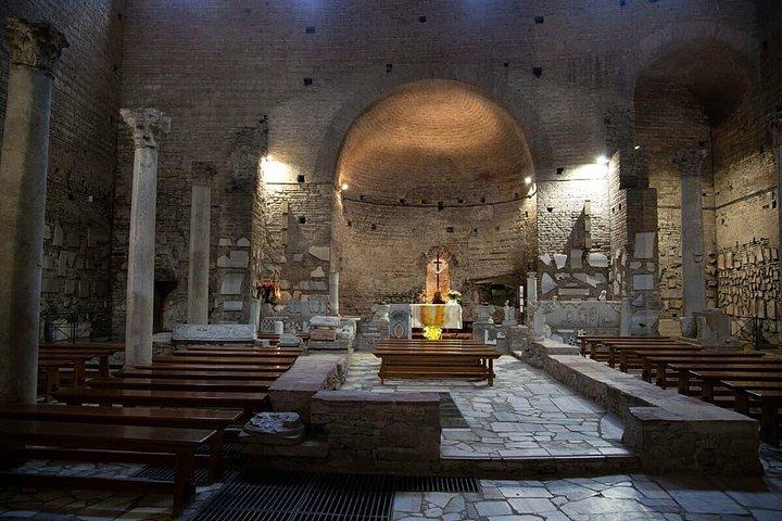 Rome Underground Tour: Catacombs, Crypts & Secrets with Transfers