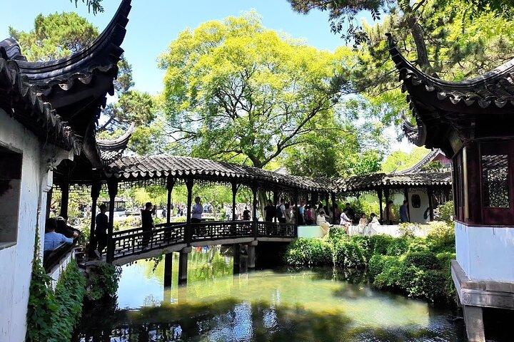 Biglietto d'ingresso ai giardini di Suzhou con servizi opzionali di guida e trasferimento