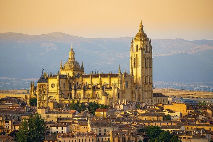 Privater Tagesausflug nach Ávila und Segovia ab Madrid