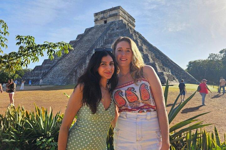 Chichen Itza, Cenote Swim & Izamal Magic Town met lunchbuffet