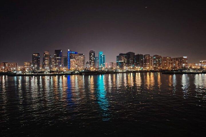 Dubai : crociera in Dhow con cena VIP e cena a buffet