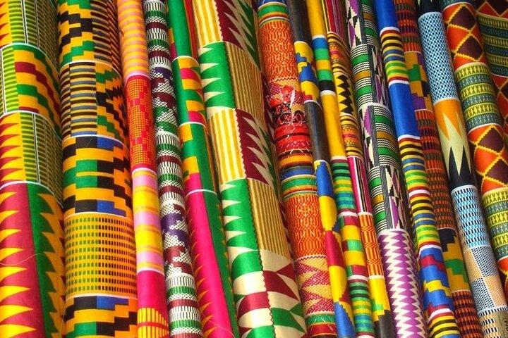 Western Begagnat tyg & afrikanskt tryck Marknad i Accra Tour