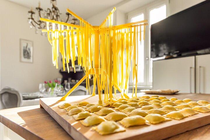 Authentic Tuscan Pasta Class in a Local Home in Pistoia
