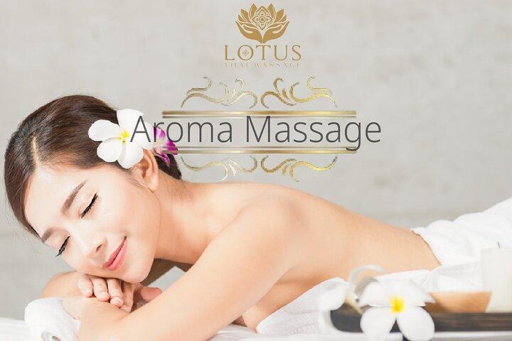 Todos os programas de massagem de aroma tailandês e tratamentos de spa completos