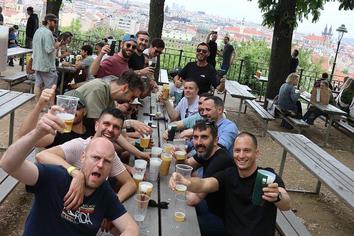 Prague Craft Beer Tour: 8 Czech Beers, Taproom & Best Beer Garden