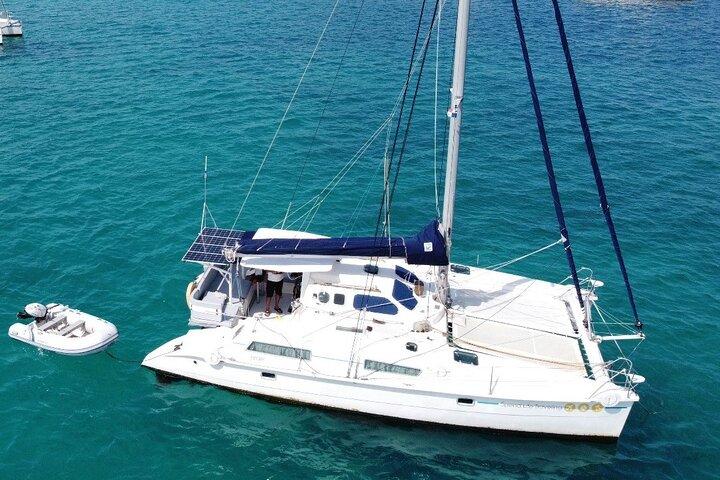 Edel 36 · Catamarán privado No Mad – Ibiza & Formentera