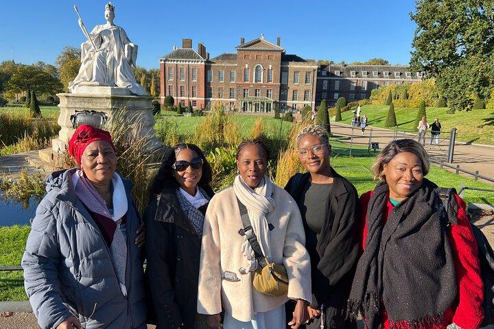 Kensington Palace: Private Walking Tour with Blue Badge Guide