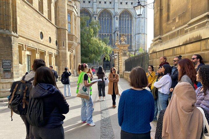 Tour Cambridge y el colonialismo - por Incómodo CambridgeTM