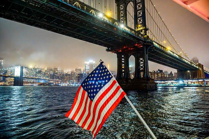 NYC New Year's Eve Dinner on Luxury Yacht with Open Bar