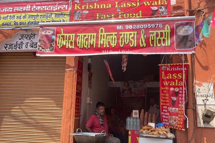 Jaipur Food & Bazaar Walking Tour com 10 + degustações de comida