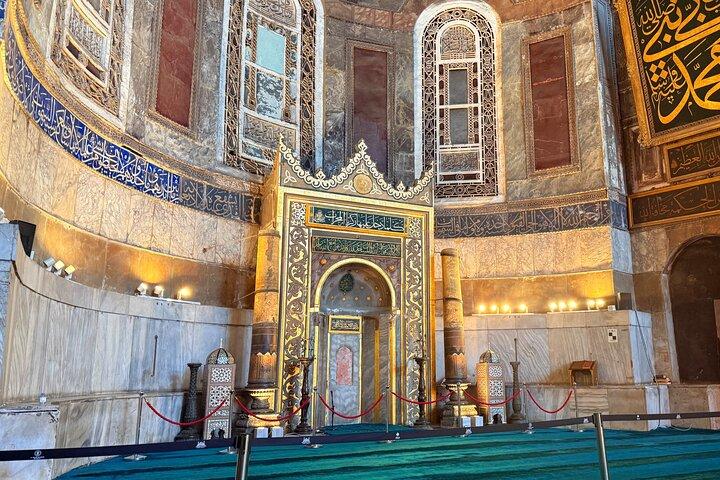 Hagia Sophia: Skip-the-Line Guided Tour with Local Guide