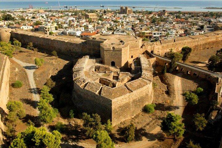 Día completo Famagusta: Ciudades perdidas y secretos costeros de Pafos