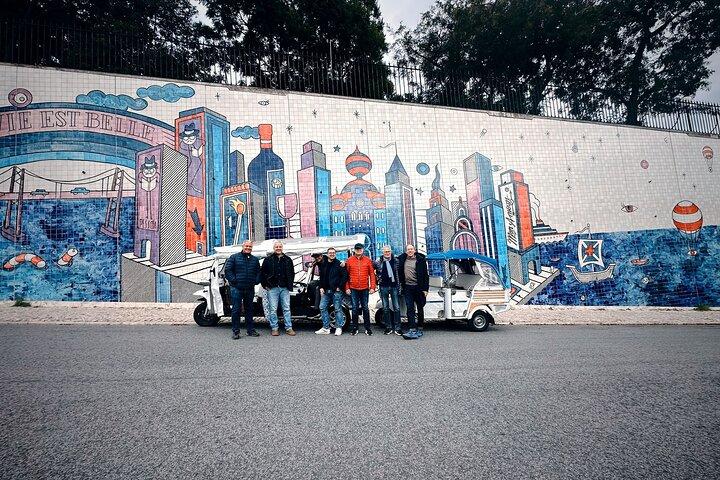 Lisbon : Private Tuk Tuk — アルファマ、隠れた宝石＆ビューポイント