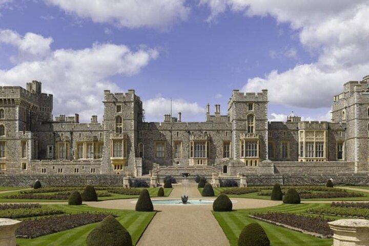 De Londres: Visite guidée d'une journée du château de Windsor en train