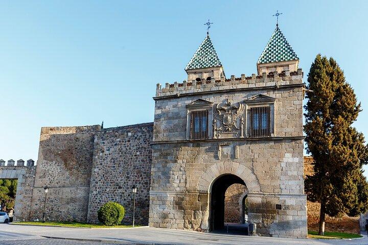 Luxury Winery and Toledo Tour from Madrid