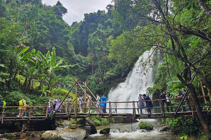 Fantastisk! Berømt Doi Inthanon Nationalpark-tur med 2 timers trekking