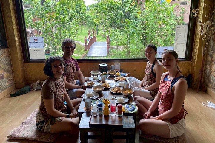 Kochabendkurs Chiang Mai Besuchen Sie den Bio-Garten und -Markt